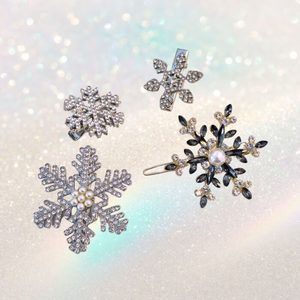 Zafiro Snowflake Hairpins