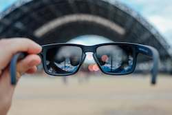 Cases: REPLACEMENT LENSES