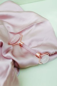 Rose Quartz Roller - Skin Depot