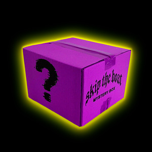 HOODIE/SWEATSHIRT MYSTERY BOX