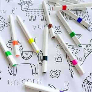 On The Go: Colour Me Kids - Wash Away Markers