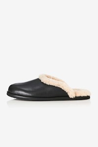 Alias Mae: Alias Mae Ferris - Black Shearling