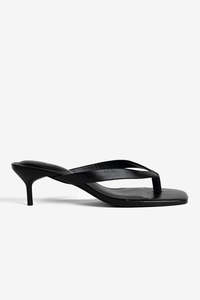 Womens Shoes: La Tribe Thong Heel - Black