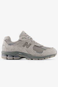 Mens Sneakers 1: New Balance U200227R - Slate Grey with Castlerock