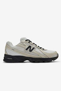 Mens Sneakers 1: New Balance U7404OO - Timberwolf with NB 103 White