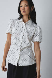 Womens Tops Shirts: Gracious Aven Shirt - Mono