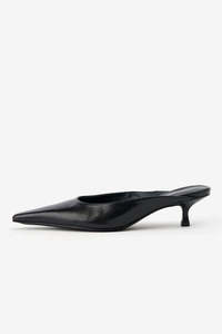 Alias Mae: Alias Mae Geneva Heel - Black Crinkle