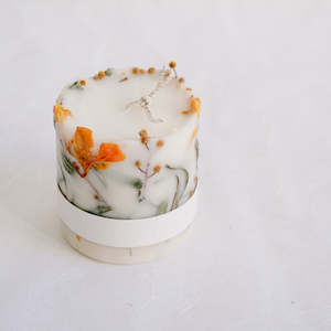 Fu Fu Botanical Candle | Sweet Mimosa