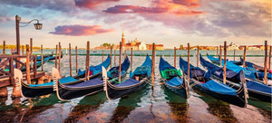 Products: Panoramic summer view of the gondolas Smart Art Design