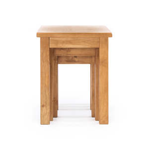 Side Tables: Salisbury Oak Nest of Tables