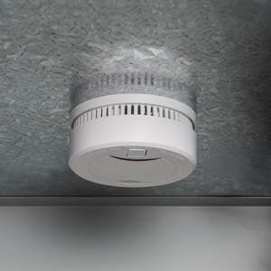 Battery Accessories: Hazero Battery Cabinet 9V Audible Alarm System