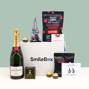 Alcohol Gifts Hampers: Moët Magnificent