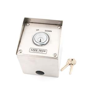 Key Switches: Heavy Duty Enclosed Key Switch