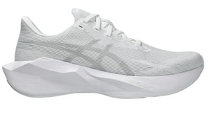 ASICS NOVABLAST 6 WOMENS