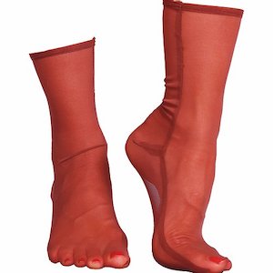 Simone Wild: Net Ankle Socks | Cherry