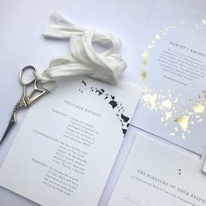 Ivy Love Suite: Ivy Love Details Card