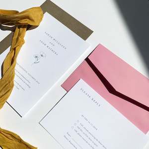 Buttercup 4-Piece Suite