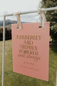 Tess: Tess Welcome Sign