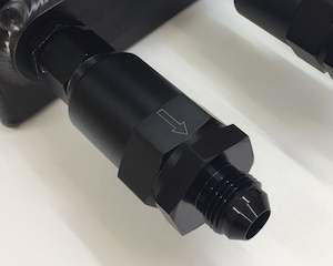 Accessories: -6an Billet Inline Fuel Filter