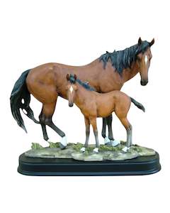 Animals: Horse with Foal Light Brown colour NEW!