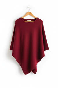Poncho With Ribbed Edge: Poncho with ribbed edge - RED