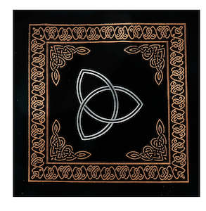 Velvet Divination Cloth-Triquetra