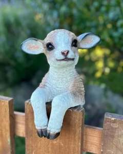 Animals: Goat Large