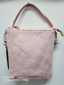 Lace emboss Phone Bag Pink