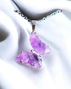 Crystal Jewellery: Pendant, Butterfly, Amethyst