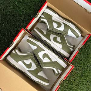 NIKE DUNK LOW "MEDIUM OLIVE"