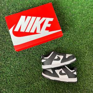Nike: NIKE DUNK LOW "PANDA" - TODDLER/PRESCHOOL
