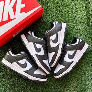 Nike: NIKE DUNK LOW "PANDA"