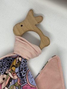 Products: Pink Velvet Bunny Teether – Snug Bug