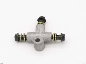 4 Stroke Brakes Discs Hose: Front Hydraulic Brake Cable Hose 3 way adaptor (4T251)