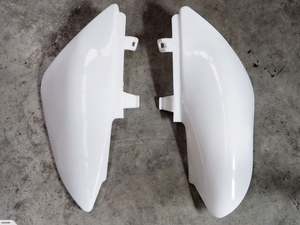 2 Pieces Replacement Side Panels Fairing CRF50 110cc/125cc (4T244) Black/ White