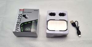 YD05 Wireless Earphones w Torch Box for Smart phone Tablets (SAM017)