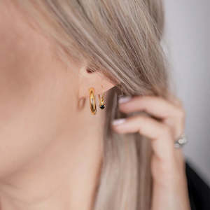 Jumpers And Hoodies: Droplets Gold Onyx Earrings