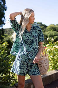 Blouse: Fleur Blouse Mint/Navy