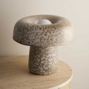Frontpage: Nest Table Lamp