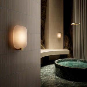 Frontpage: Light Me Tender Vertical Wall Light