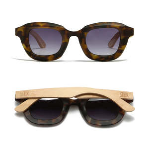 **NEW**  QUEST ROCKY TORT l Sunglasses l Polarised Lens l Walnut Arms