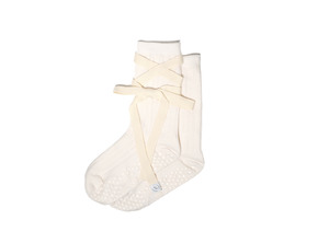 Balletcore Collection: Bow Crew Grip Sock - SO Fitness