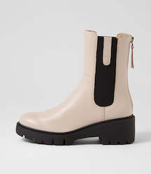 New Arrivals 1: Django & Juliette Unita