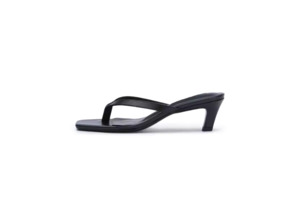 Wide Fit: Black Kitten Heel Thong Sandal - Sid