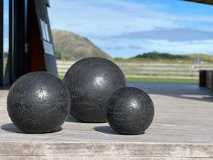 Boulders Concrete Garden Boulders: Spheres (Concrete Garden Balls)