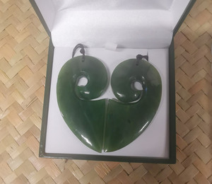 Split Heart Greenstone SomethingKiwi