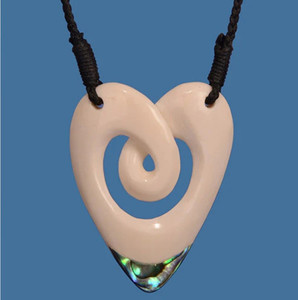 Large Heart with Twist Necklace SomethingKiwi