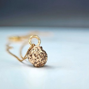 Sandcast Mini Moon Necklace Gold