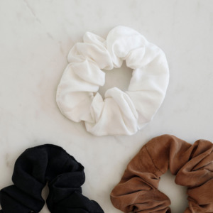 Hair: Super Scrunchie