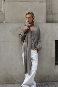 Accessories: Relaxed Scarf